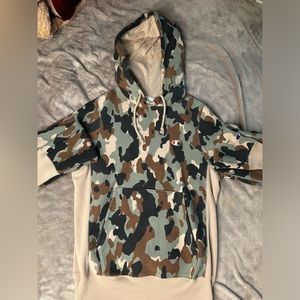 champion | camo hoodie | size small